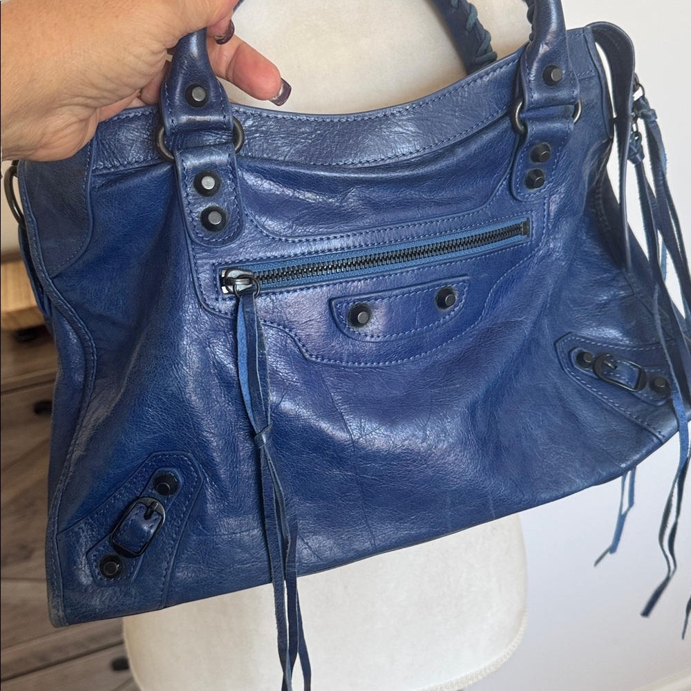 BALENCIAGA CLASSIC CITY FRINGED HANDBAG IN BLUE LEATHER 115748 - Picture 4 of 11